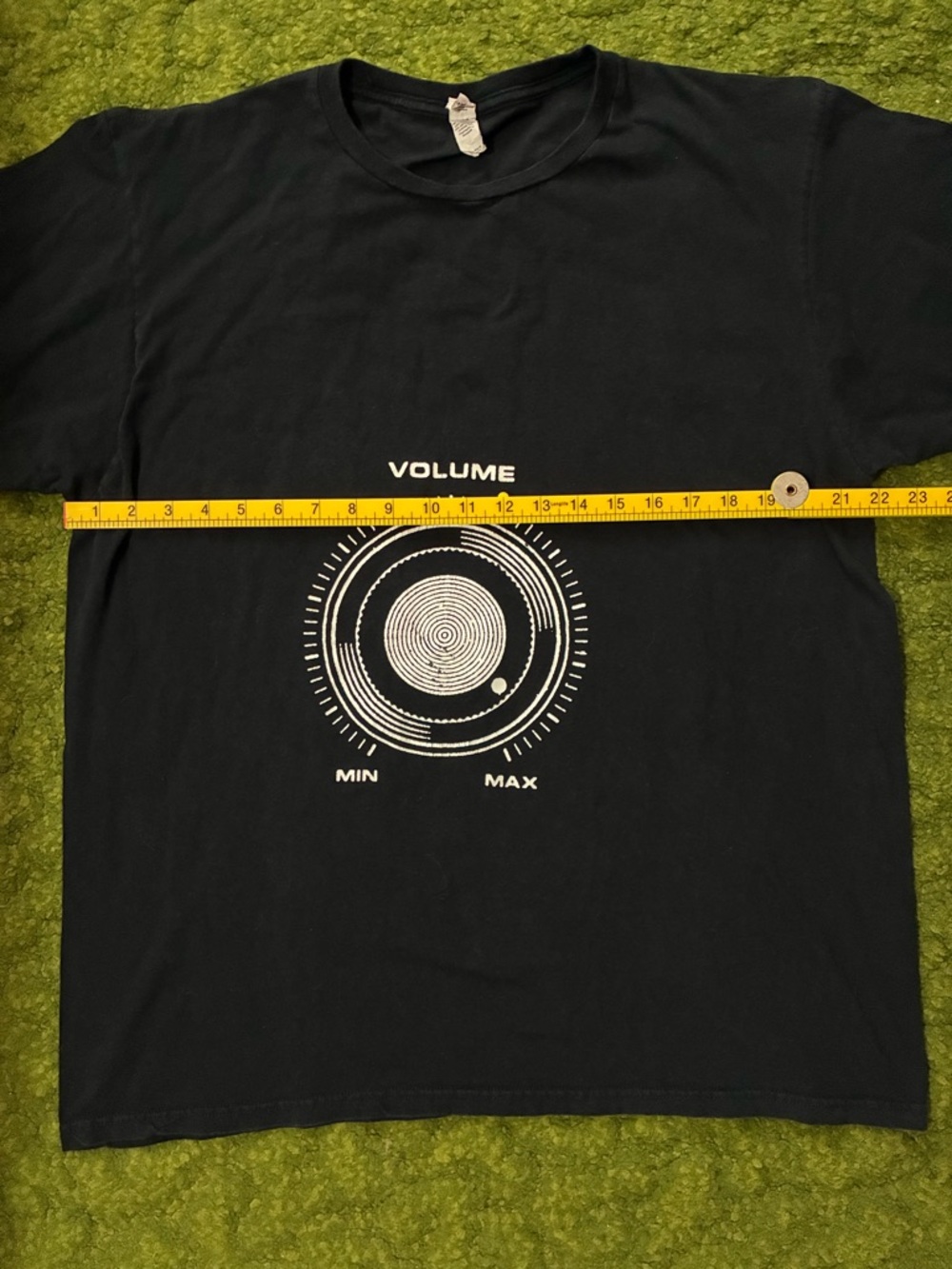 Vintage Anvil Min / Max Volume Tshirt - Picture 6 of 7
